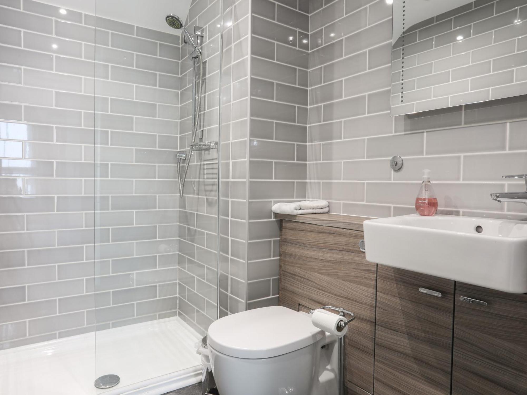 Harlech Apartments - Efnisien ภายนอก รูปภาพ