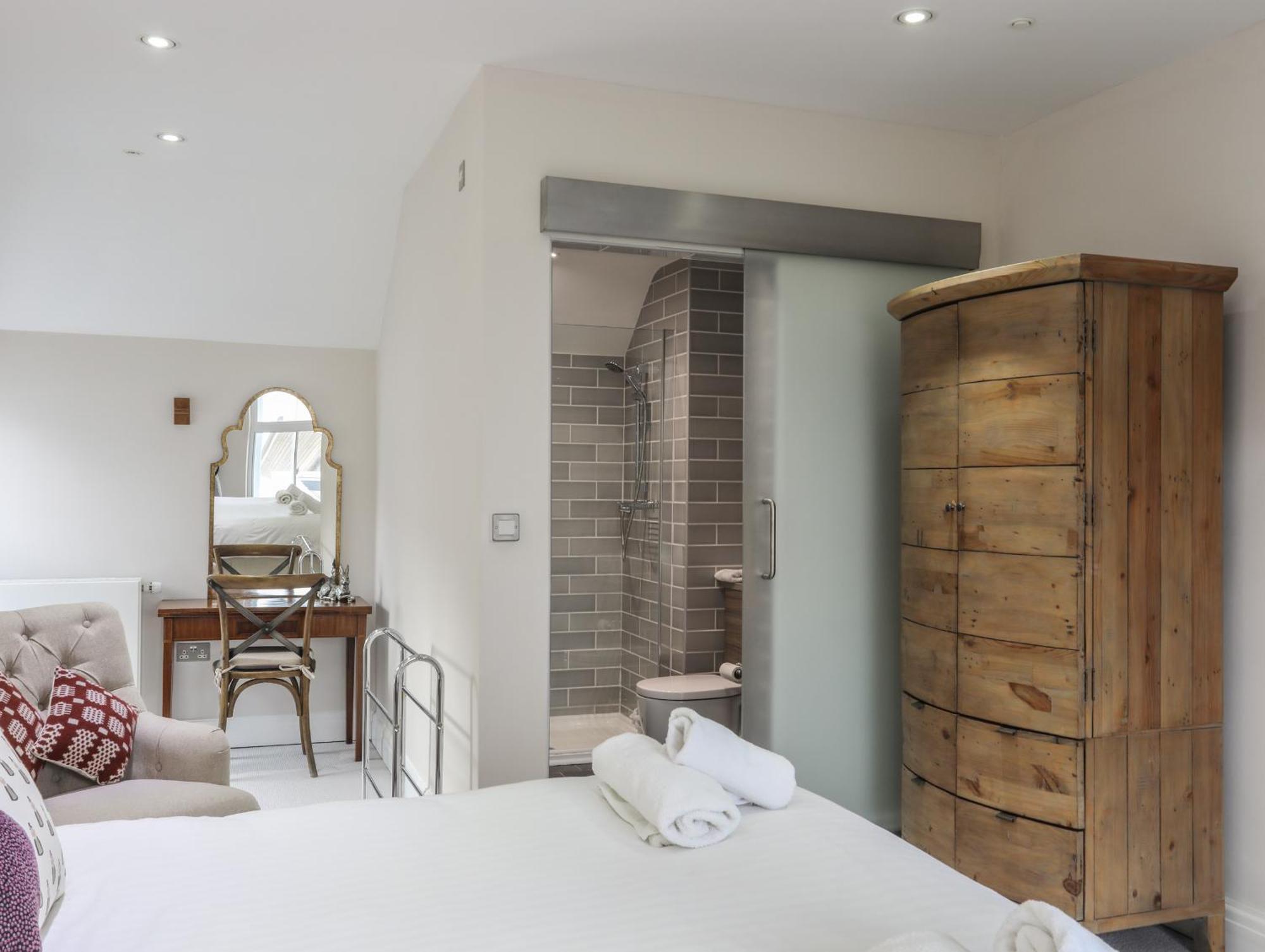 Harlech Apartments - Efnisien ภายนอก รูปภาพ